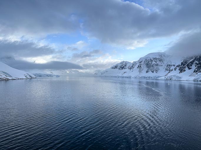 IMG_9144.jpg IMG_9144.jpg