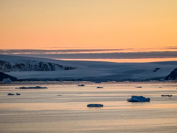 IMG_8233.jpg IMG_8233.jpg