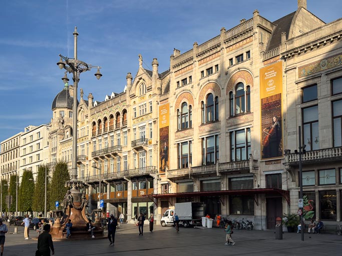 Belgien
