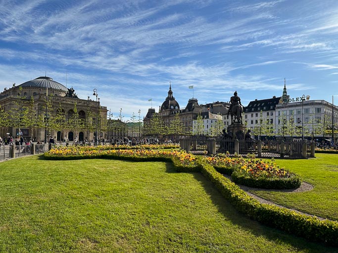 IMG_3187.jpg IMG_3187.jpg