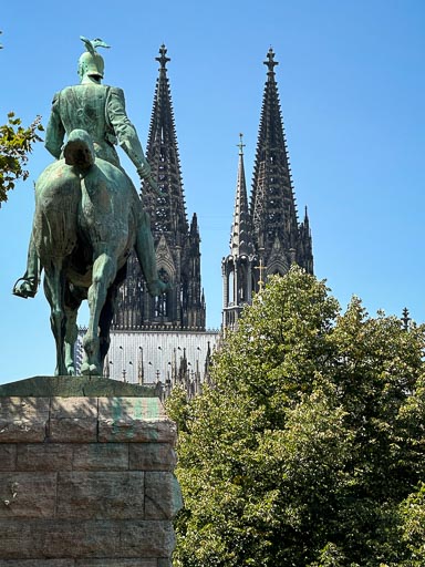 IMG_4055.jpg IMG_4055.jpg