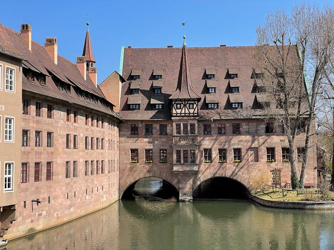 IMG_4885-1.jpg IMG_4885-1.jpg