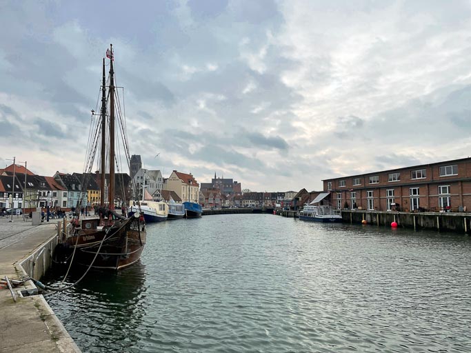 IMG_4182.jpg IMG_4182.jpg