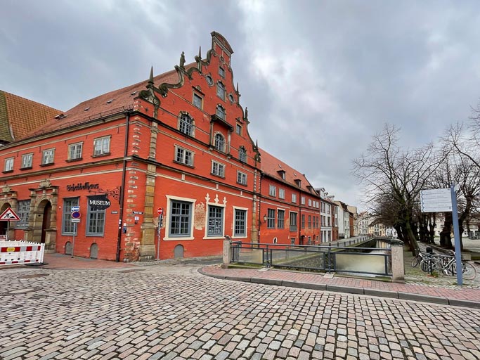 IMG_4198.jpg IMG_4198.jpg