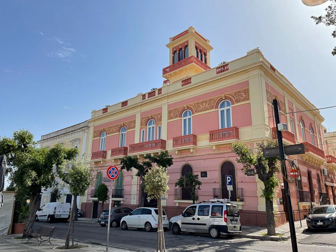 IMG_6472.jpg IMG_6472.jpg