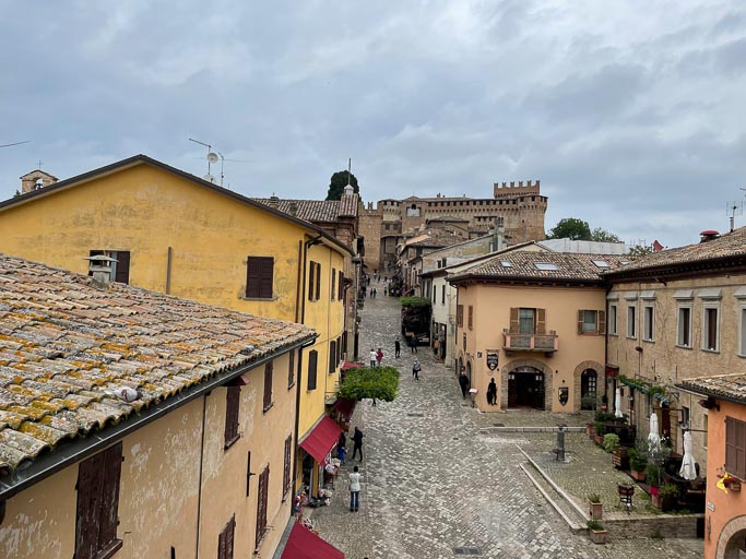 IMG_5985.jpg IMG_5985.jpg