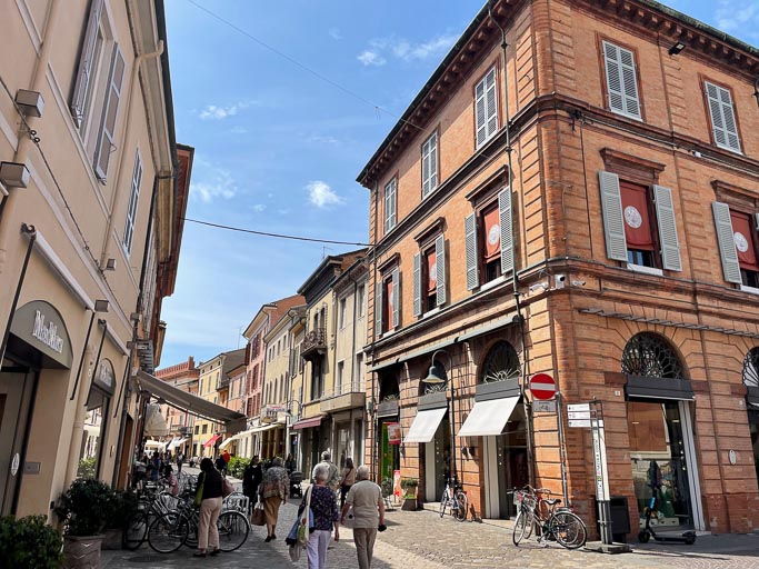 IMG_5875.jpg IMG_5875.jpg