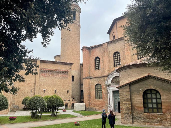 IMG_5895.jpg IMG_5895.jpg