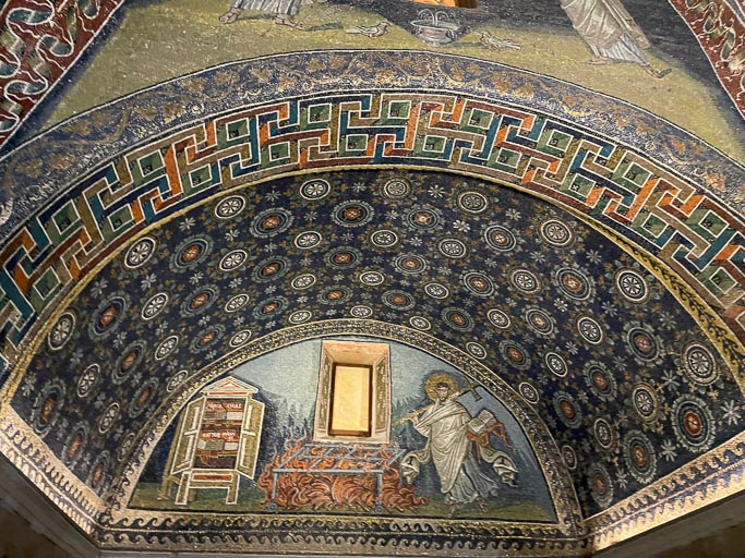 IMG_5897.jpg IMG_5897.jpg